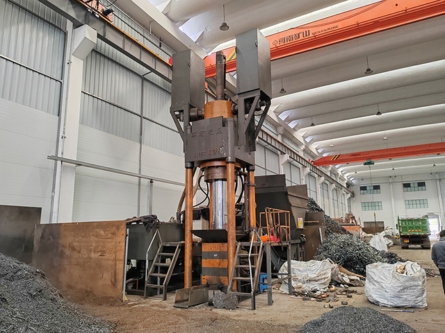 Mesin Briket Logam Vertikal Y83-1100t